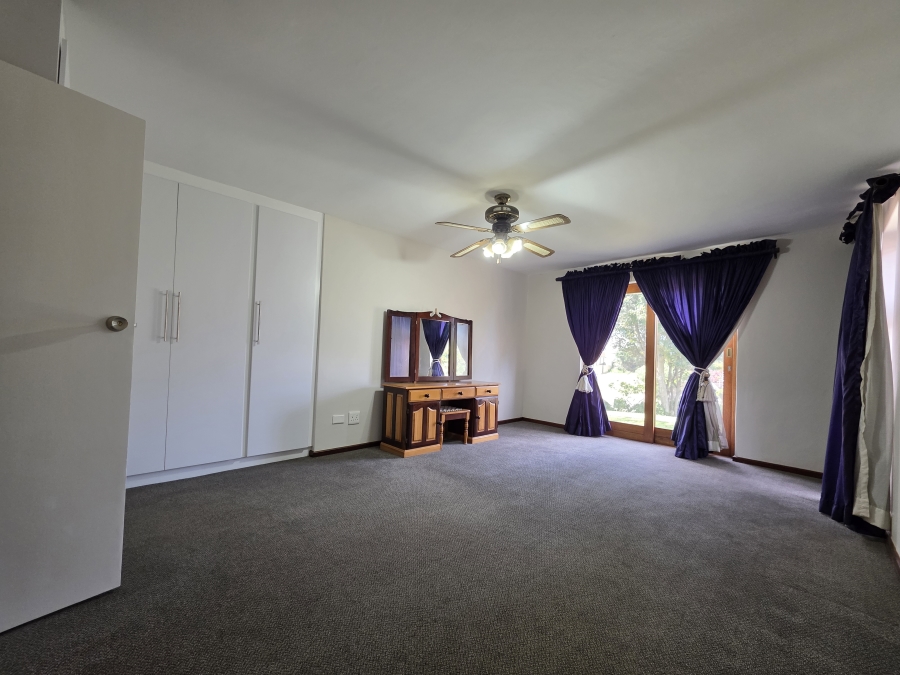 5 Bedroom Property for Sale in Bayview Western Cape